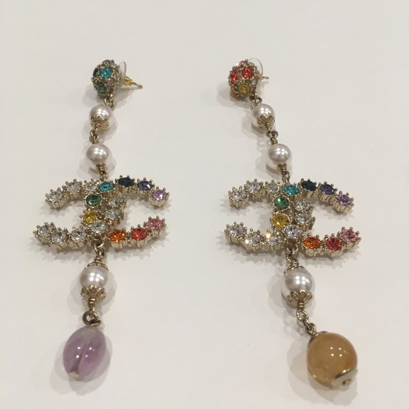 Authentic Chanel Dangle Costume Earrings, SS19 - Picture 4 of 7